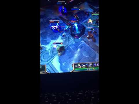 Rammus'Q+mark=BUG howling abyss