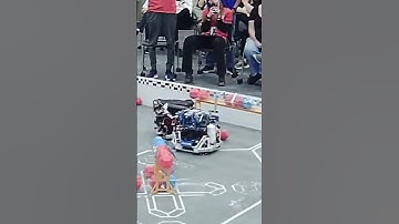 Ill try spinning thats a good trick #pushback #vex #robot #robotics #vrc #vexrobotics #vexrobot #vrc