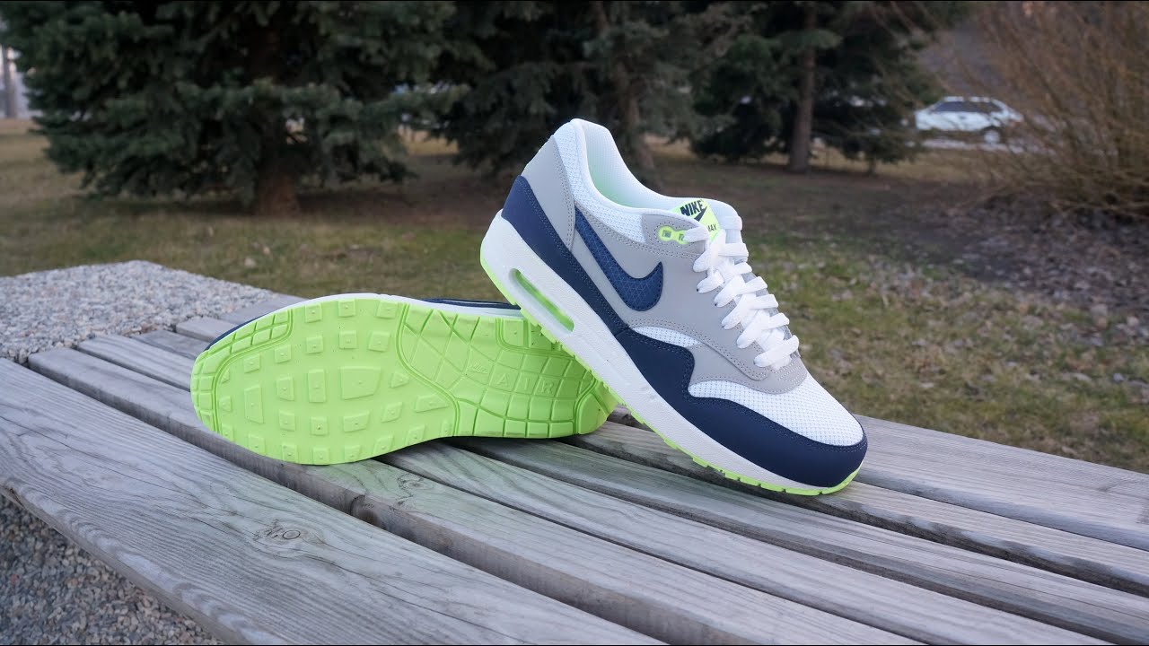 nike air max 1 essential green