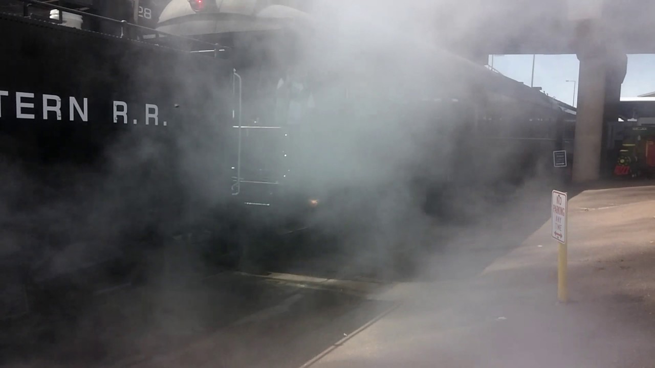 Duluth and Northeastern #28 leaving the station in Duluth Minnesota on