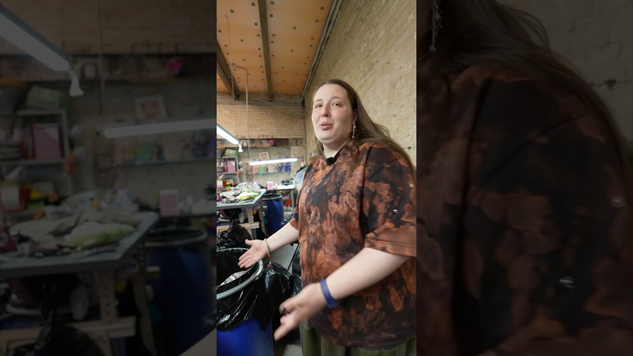 Как СПАСАЮТ одежду от свалок? 