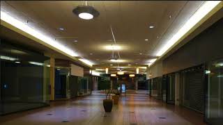 Video thumbnail of "Thundamentals - Smiles Don't Lie (playing in an empty shopping centre)"