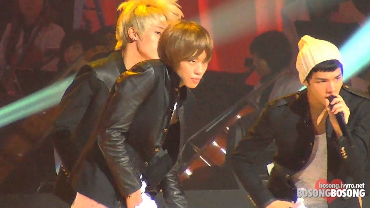 [FANCAM] 120904 열린음악회 나랑 사귈래 - 니엘 ver