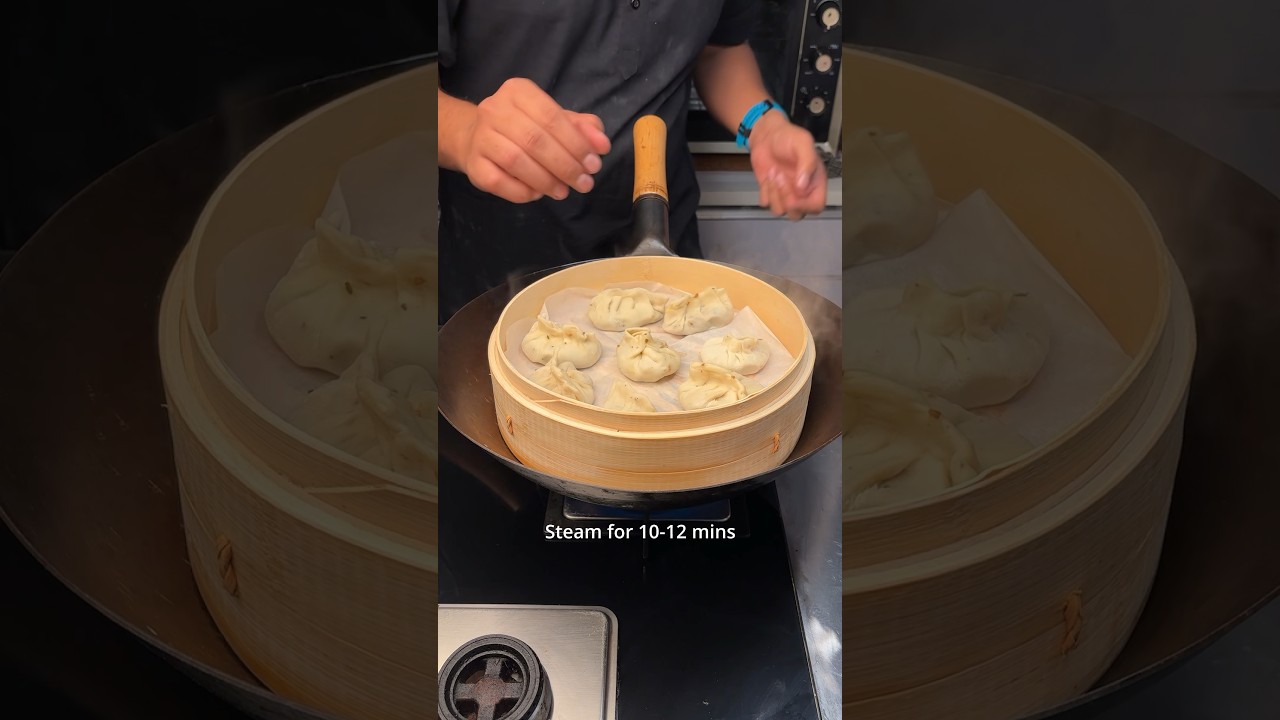 PANEER MUSHROOM MOMOS RECIPE ❤️🥟 | #shorts