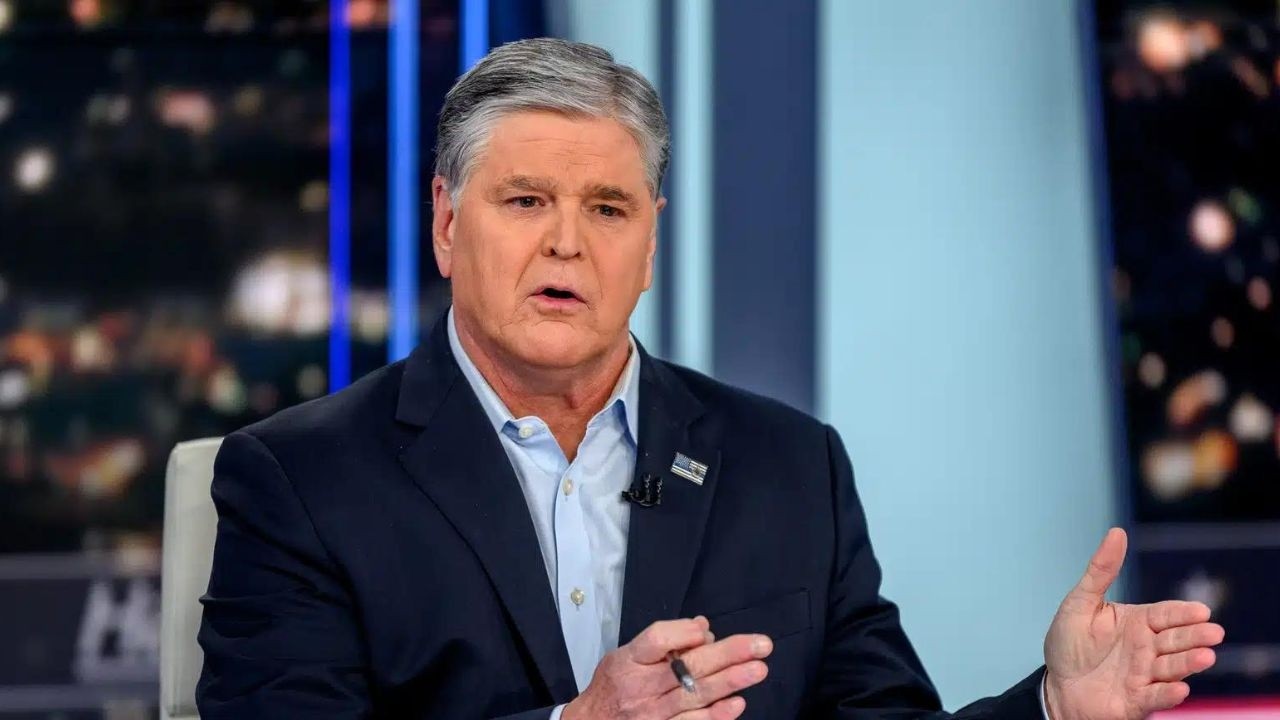 I'm Leaving - Sean Hannity Shocks Fox News Viewers With Announcement ...