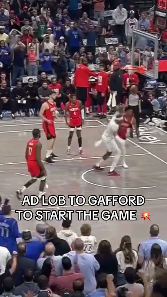 Anthony Davis’s first play of his Mavericks career‼️