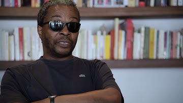 Atwork ! Initiation to critical thinking with the curator Simon Njami and the Moleskine foundation.