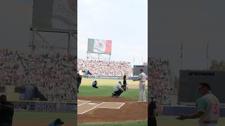 Un Honor Haber Cantado El Himno Nacional En El Primero De Los Juegos De #Mexicocityseries #Mlbmexico