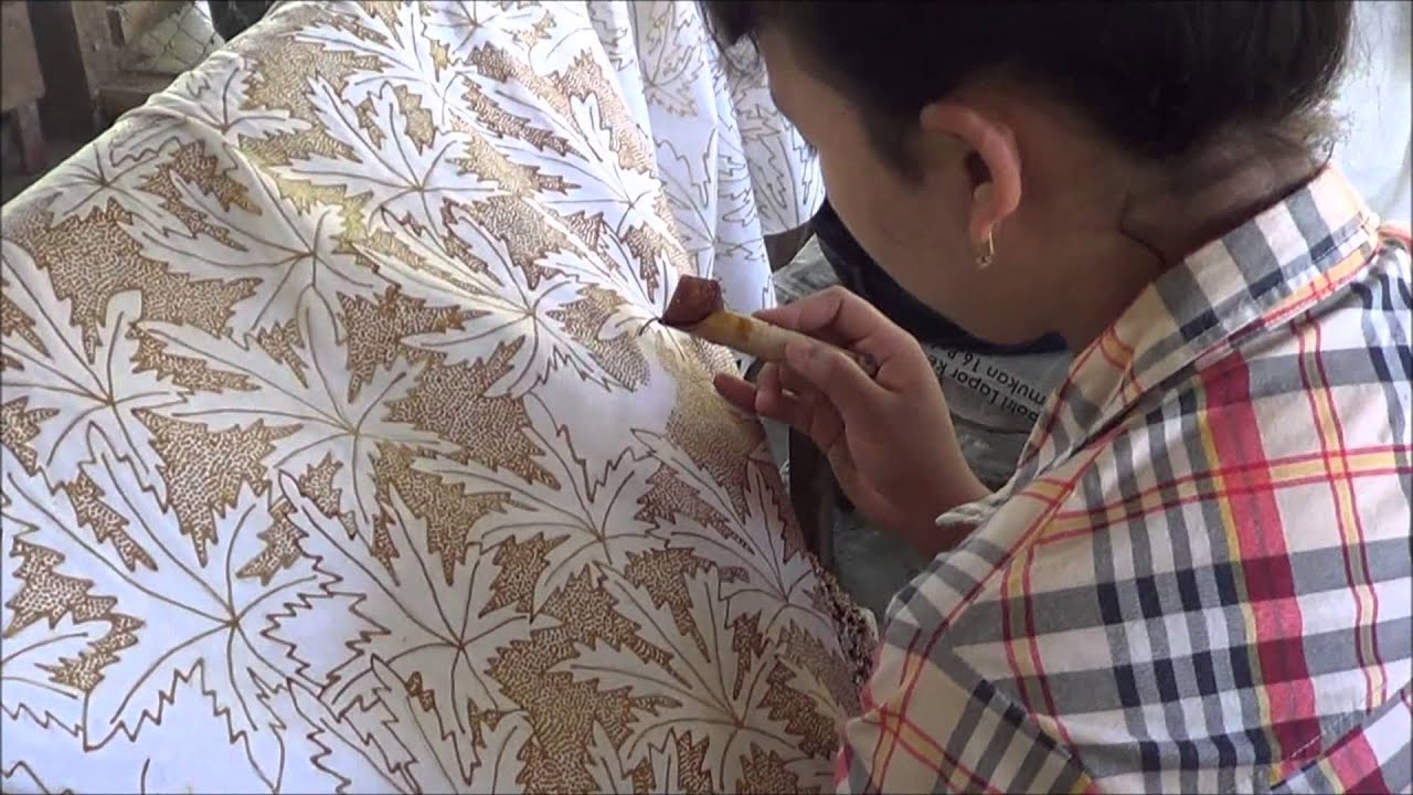 Para Pengrajin Batik  Di Indonesia Yang Sangat Kreatif Dan 