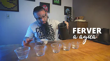 O que acontece com a temperatura de um café?
