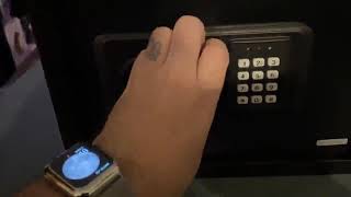TACKLIFE Safe Box 0 5 Cubic Feet Digital Lock Box Review, Simple and secure