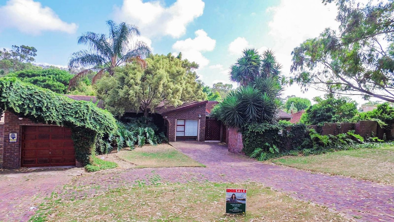 4 Bedroom House for sale in Eastern Cape Port Elizabeth Walmer