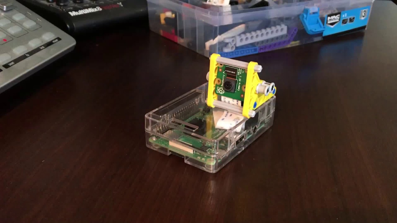 Raspberry Pi camera LEGO case - YouTube
