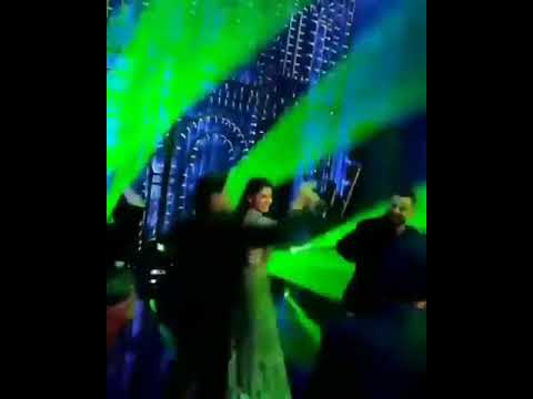 SRK & Virat Dancing With Anushka Sharma On Punjabi Song & Chaiyya Chaiyya Is Winning Our Hearts