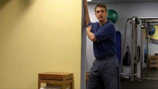 Pectoralis minor stretch on wall