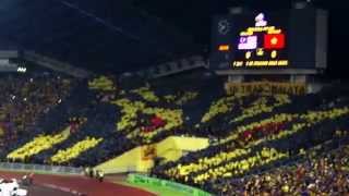 MALAYSIA VS VIETNAM : TIFO SHOW ULTRAS MALAYA