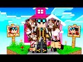ANNA È IMPAZZITA E VUOLE UCCIDERE LYON nella VITA SU MINECRAFT!!