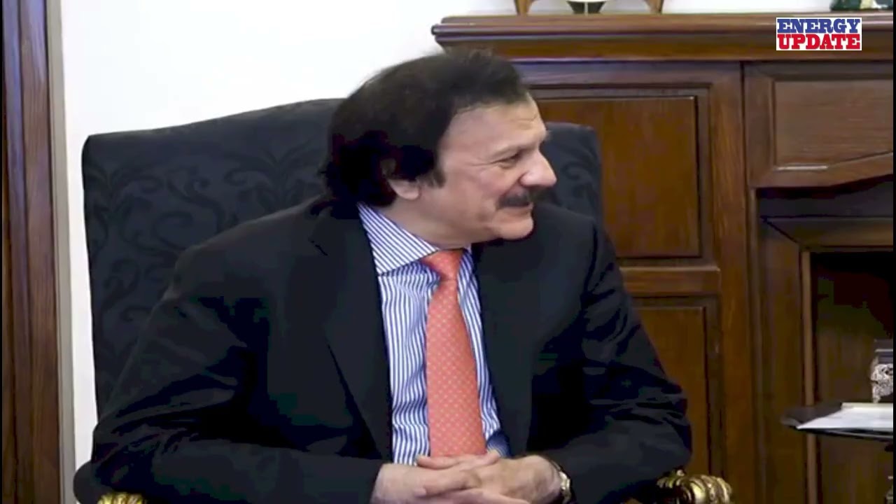 CM Sindh Murad Ali Shah and the Prime Minister’s SAPM on Industry Haroon Akhtar, on SME sector.