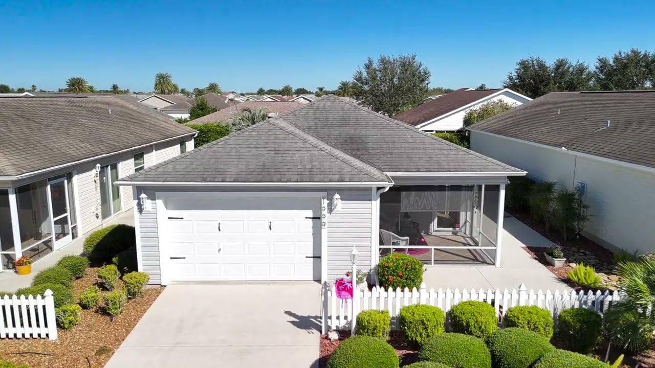 Patio Villa for Sale in The Villages, Florida: 1999 Kelmscott Street