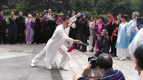 陳思坦老師 42式太極劍(部分) 42 Form Tai Chi Sword Demonstration ~ Master Chen Sitan 2019