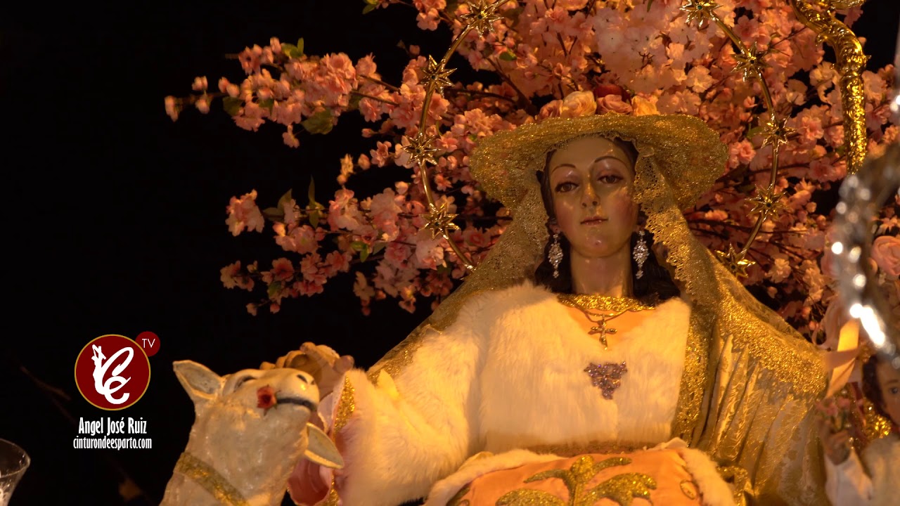 Divina Pastora de Padre Pío - Sevilla 2019 - YouTube
