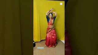 Serial Actress Chandhini Today Trending Cute Performance Chaka Chak Song Trending