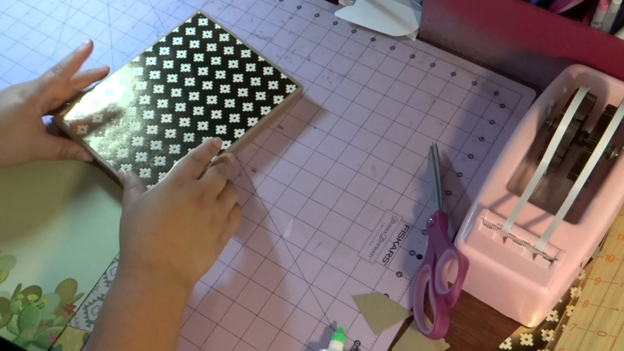 "Trifold" Mini Album | TUTORIAL | PT 2 - YouTube