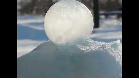 Freezing ice bubble timelapse