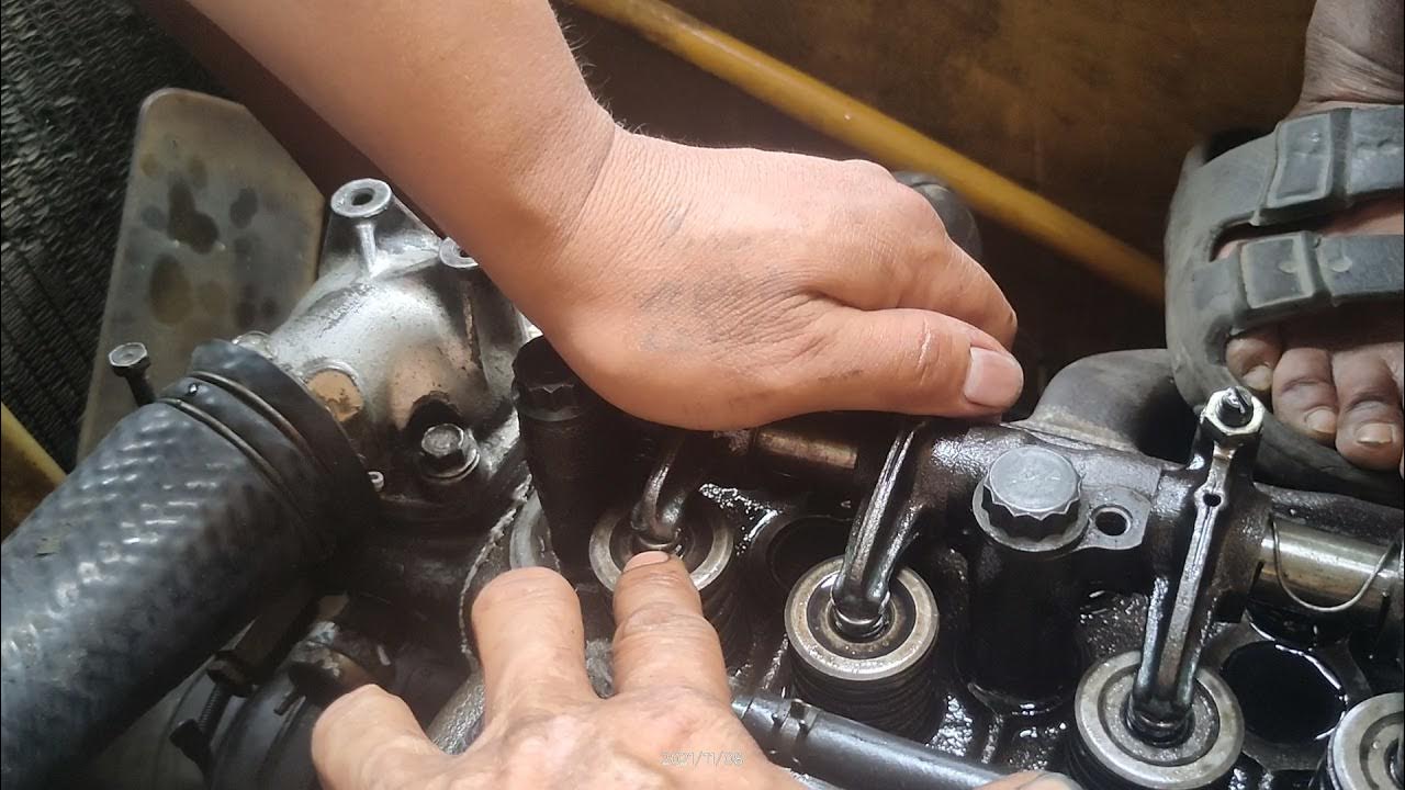 4d34 engine valve clearance how to adjust? - YouTube