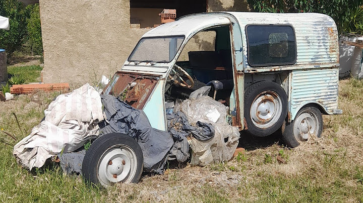 Citroen 2CV AZU 1965 en el Jardín