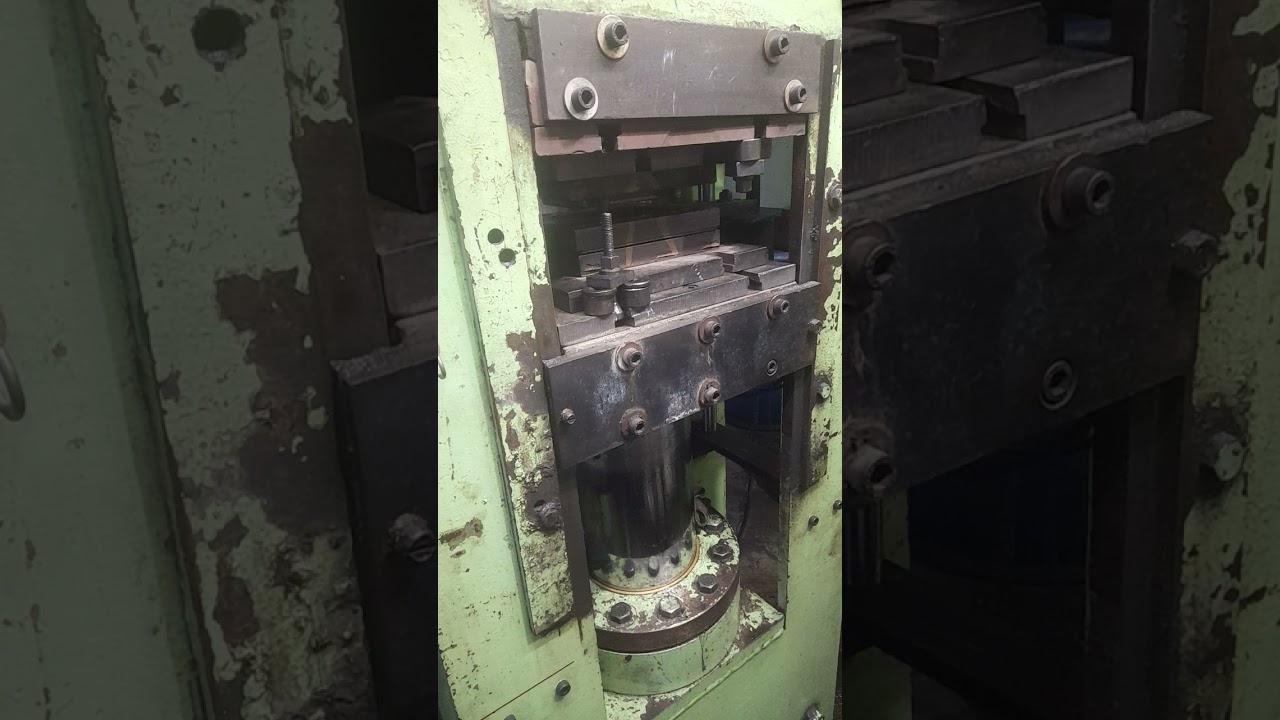 Middle plate mechanism added