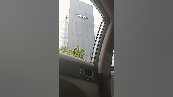 SOMEONE HONKED AT US FOR NO REASON IN NEW YORK