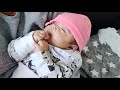 Making my baby sleep ! Mom's lori