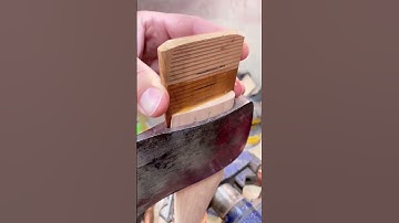 This is how the process of installing the axe handle is very easy #shorts