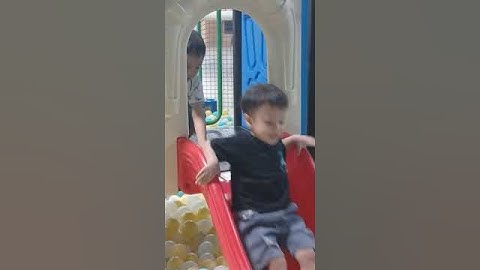 Chơi cầu trượt cùng nhau #cautruot #game #trochoi #choicautruot #slide