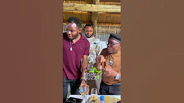 Michel Gohou à Lubumbashi Avec Serge MANSEBA Fabien Fils En Petage 