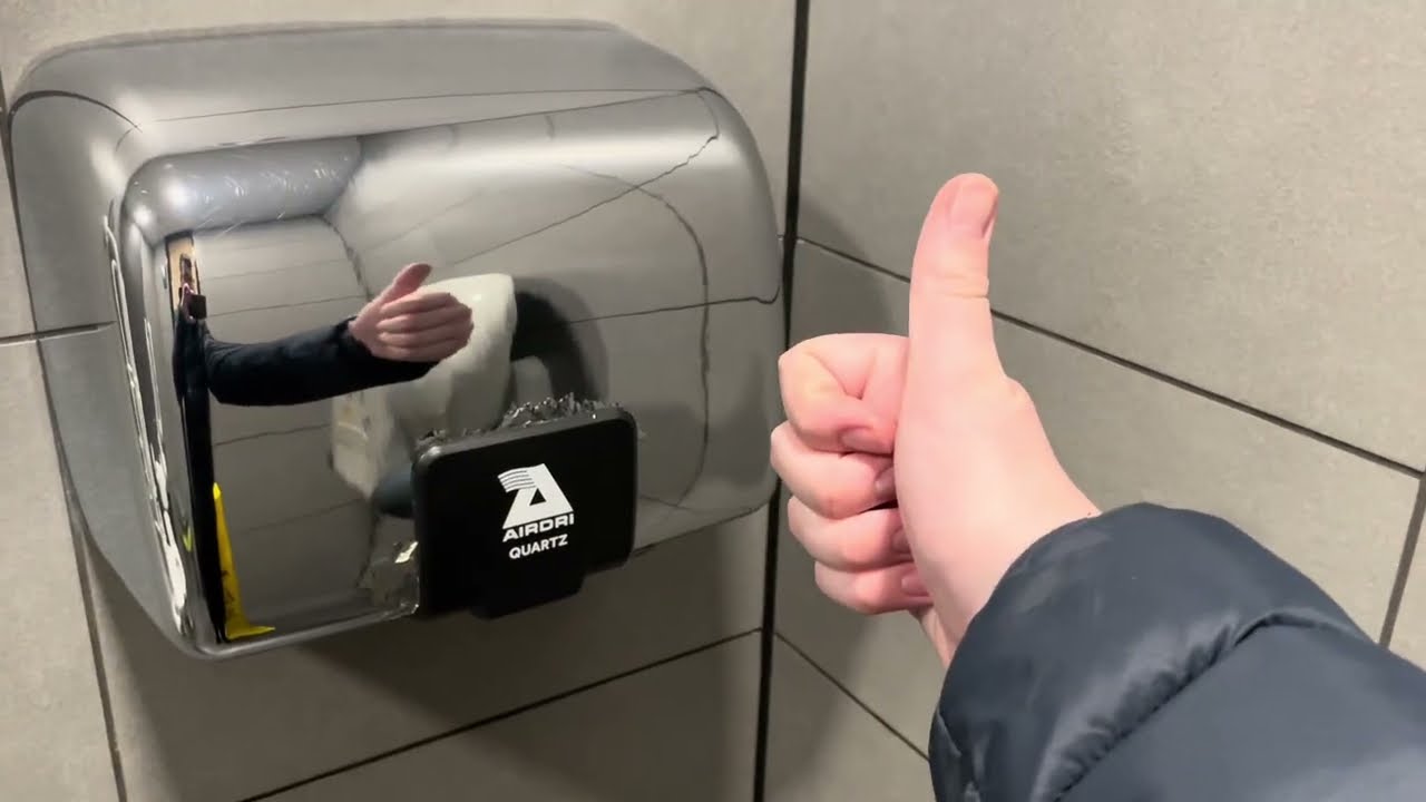 Airdri Quartz Hand Dryers in McDonald’s Wellington, Somerset 11/02/2026  