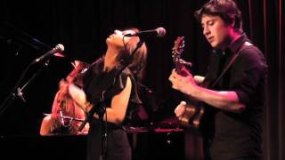 Searchin&#39; my Soul - Vonda Shepard, Stevie Ann &amp; Jaimi Faulkner (Dusseldorf 30-11-2011)