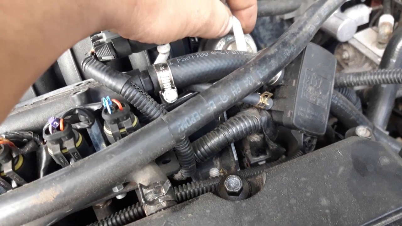 Моторный отсек Лачетти