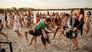 Video thumbnail of "HAUSER - Waka Waka (Beach Party Edit)"