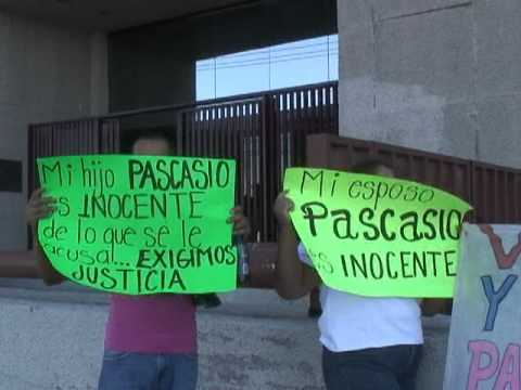 Siguen en protesta familiares de vctimas de siembr...