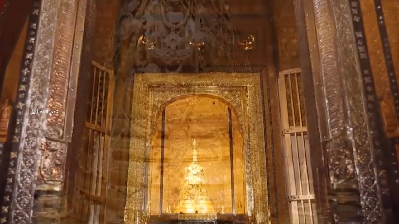Sri Dalada Maligawa | Temple of the Tooth Relic | Kandy, Sri Lanka