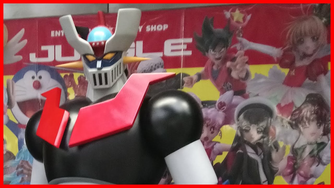 TIENDA DE FIGURAS DE MAZINGER Z, ULTRAMAN Y MÁS EN DEN DEN TOWN
