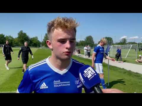 Lucas Ørneborg i pausen mellem Lyngby U19-Vejle U19