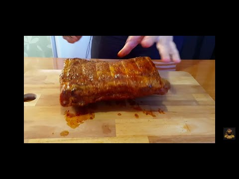 Видео: Сочный свиной карбонад в духовке. Рецепт в описании