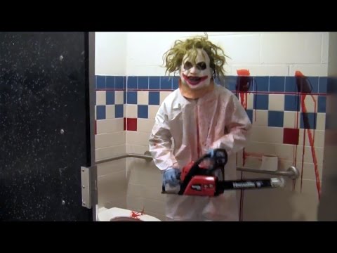 chainsaw-scare-prank