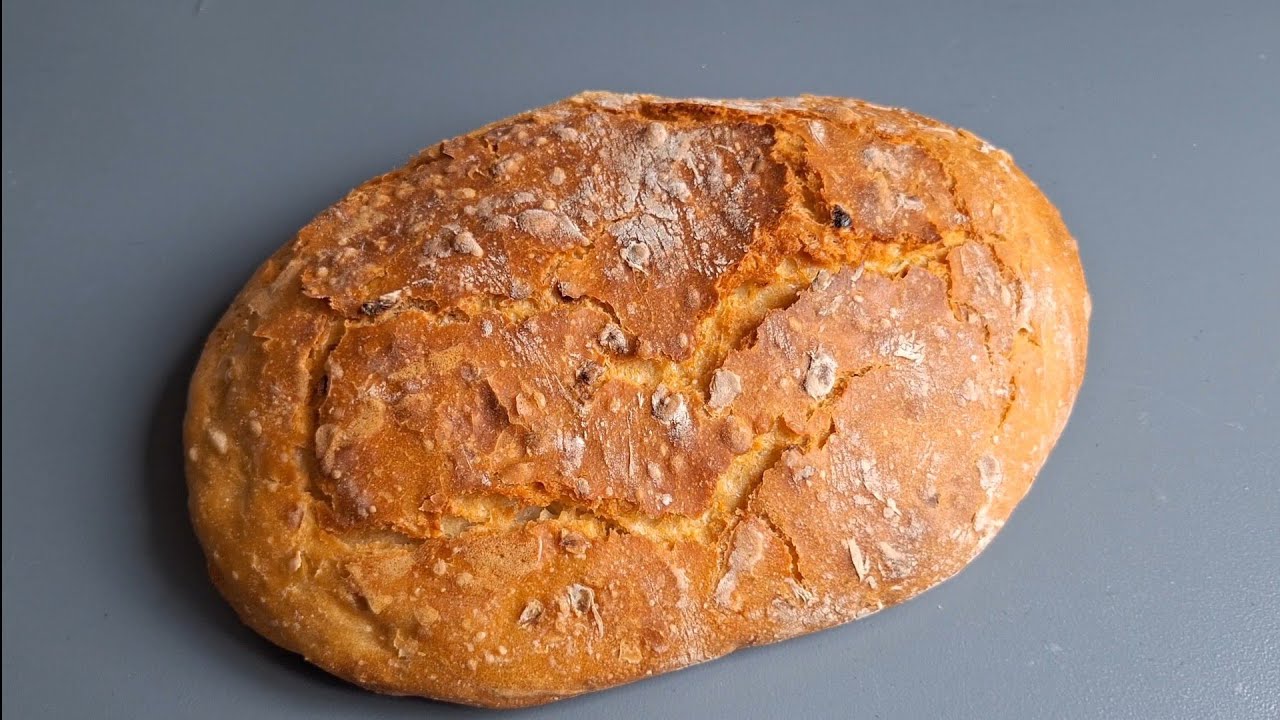 Onion bread Хліб з цибулею 