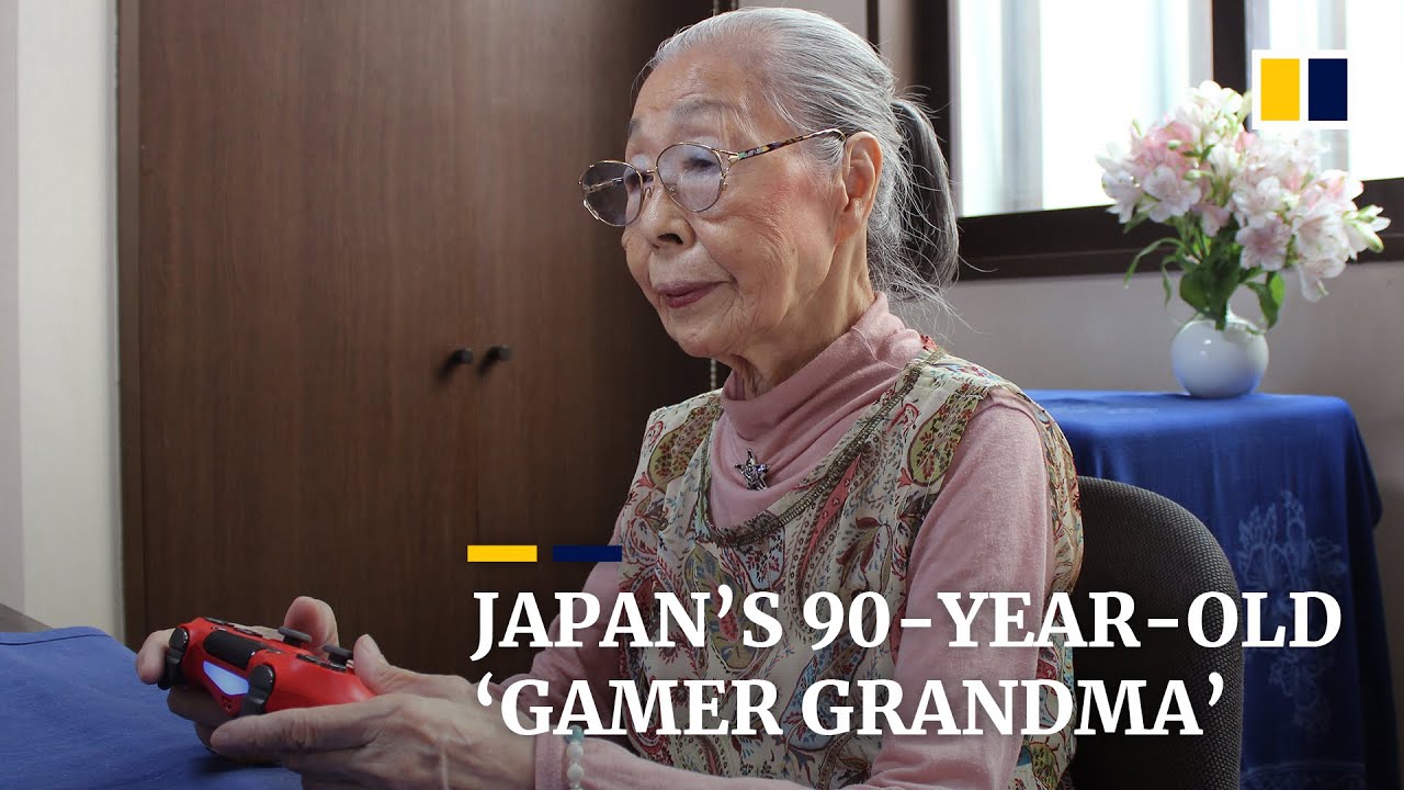 90-year-old Japanese grandma flexes fingers for video gaming - YouTube