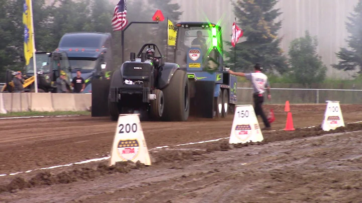 Adam Spiegelberg driving Detonator Black Hammond WI