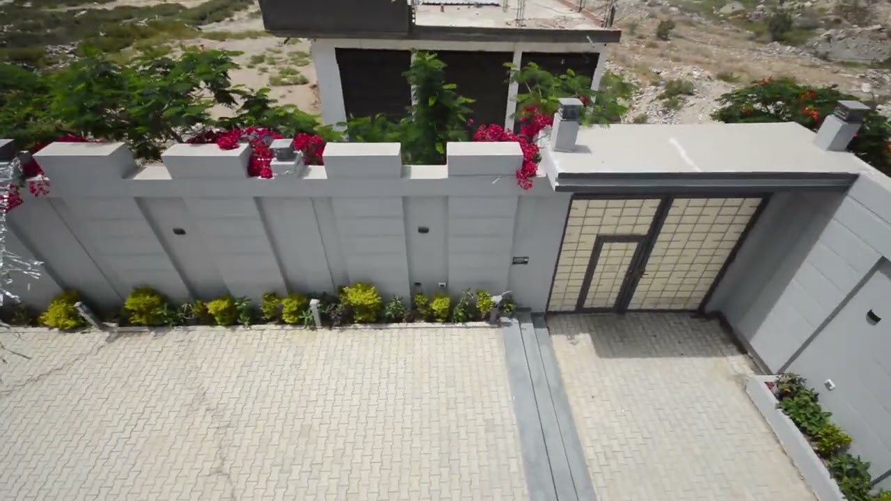 فيلا مستقلة 600 م² والمبانى260م للبيع تطل على كومباوند بالم هيلز وصوارى وسوليك ومستشفى ايليت